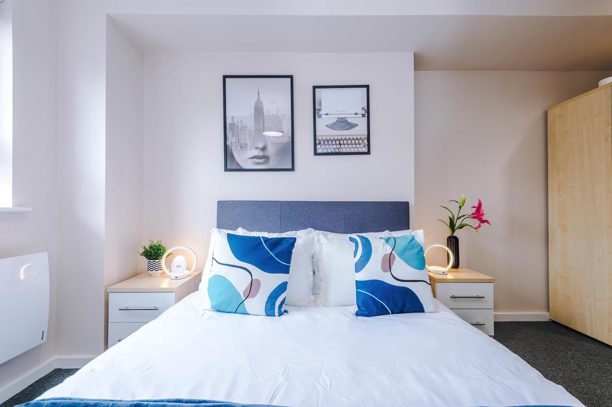 Deluxe New Build 2 Bedroom 2 Bathroom Apartment - Free Secure Parking Manchester Kültér fotó